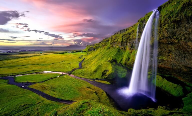 Read more about the article Iceland Bucket List
