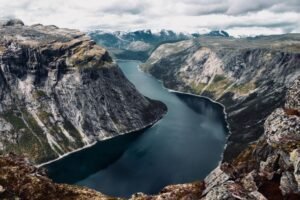 Read more about the article 5 Must see cities in Norway