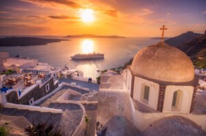 Read more about the article Island Gems: Exploring the Greek Isles on a Cruise